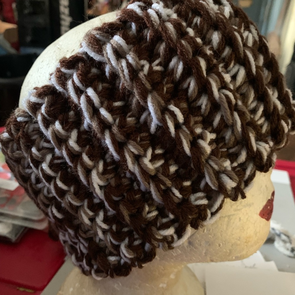 Cozy Knit Women's Ear Warmer in Brown and White